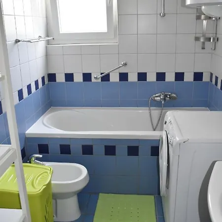 Apartman Tina Apartment