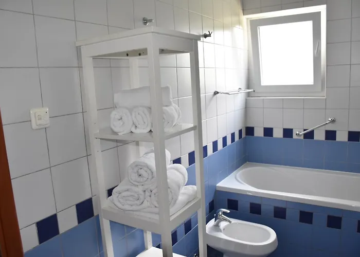 Apartman Tina アパート